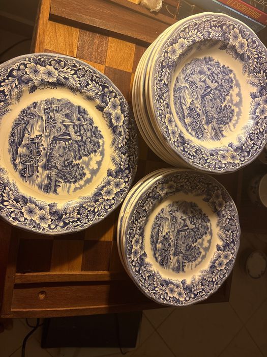Prato Decorativo Cerâmic Portuguesa Azul e Branco