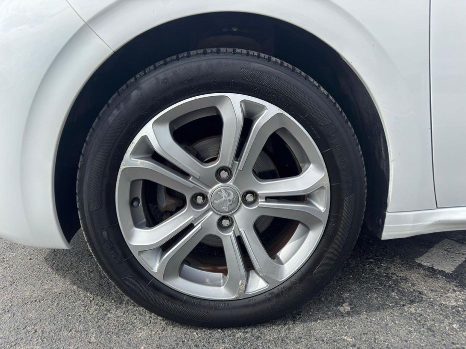 Peugeot 208 1.2 VTi Allure