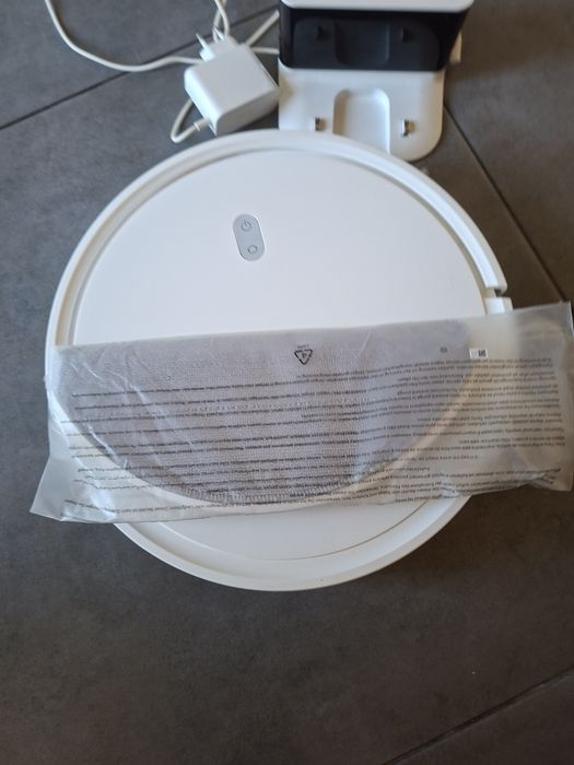 XIAOMI Robot Vacuum E10 aspirador +mopa