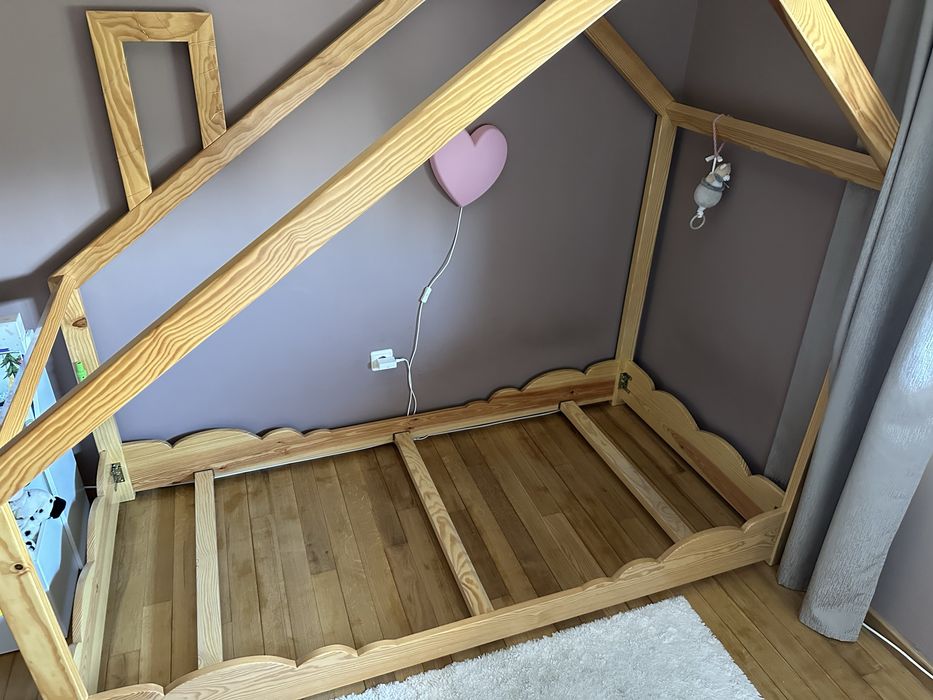 Cama em forma de casa