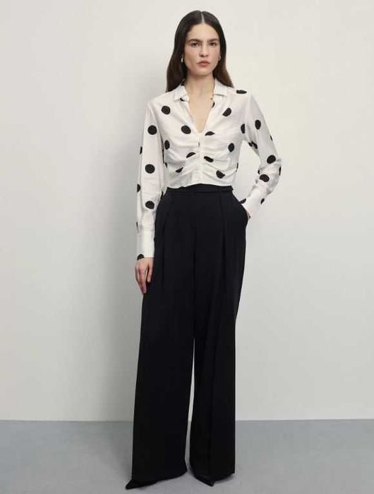 Стильна вкорочена блуза H&M (Швеція), р.М