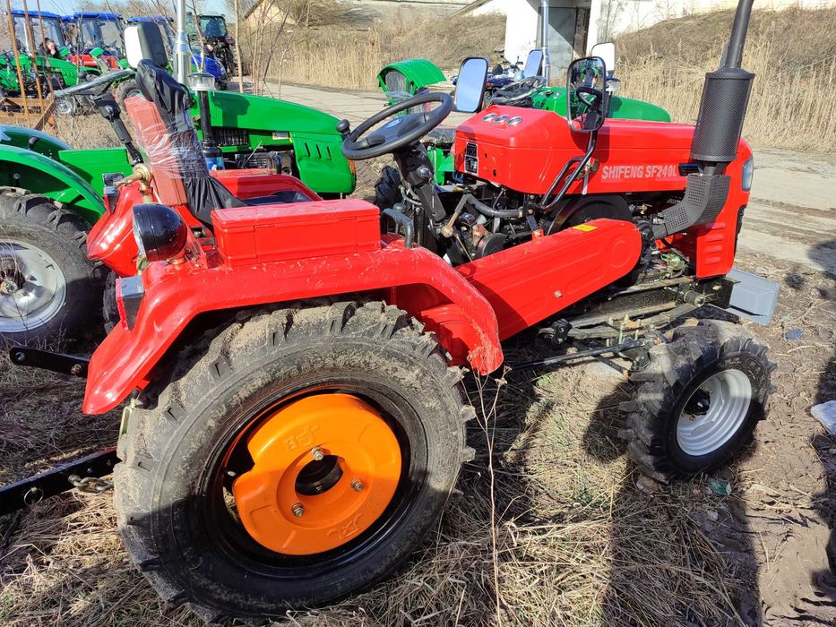 Трактор Шифенг 240  с блокировкой 2025 года