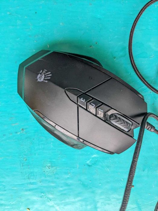 Комп'ютерна мишка A4Tech Bloody V7M