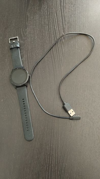 Smartwatch ZL02 – Desportivo, completo e em ótimo estado