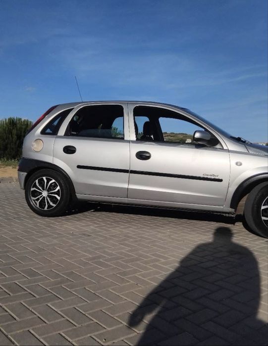 Opel corsa 1.2 16v 2001