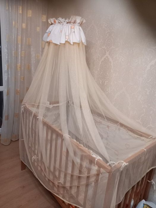 Продам новую кроватку