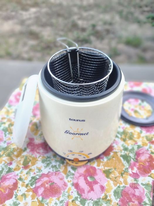 Fritadeira peqena / fondue