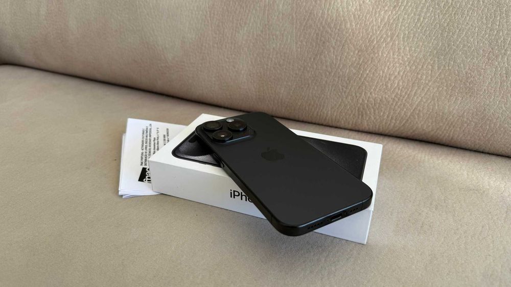 Vendo troco iPhone 15 Pro Max 256Gb Preto C/Fatura e Garantia Nacional