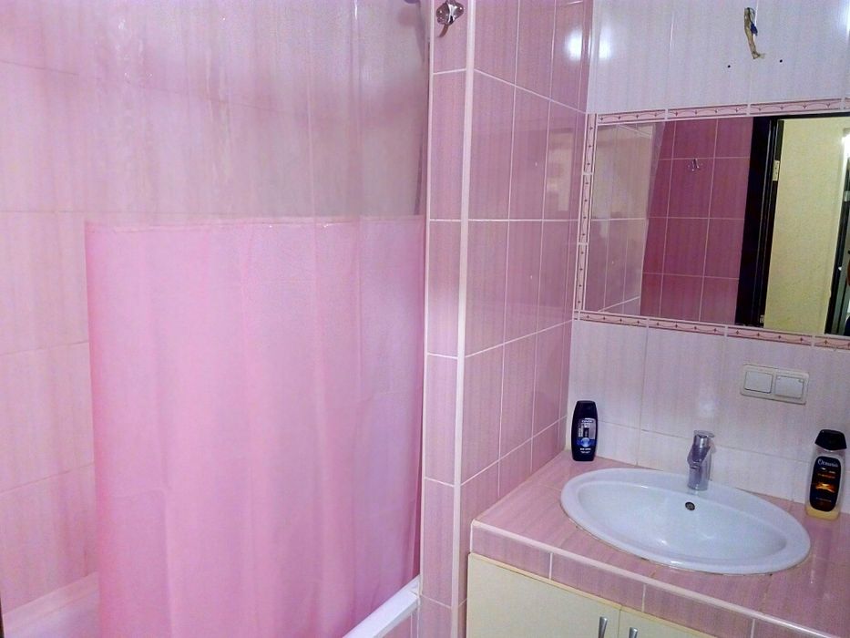 2-кім. Дзеркальна шафа. Район Північний ."Чайка". Подобово. Ціна доби.