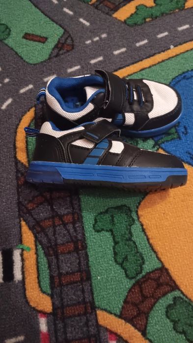 Buty świecące chlopiece