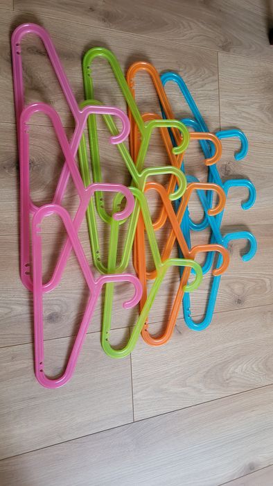 Wieszaki Ikea na ubrania