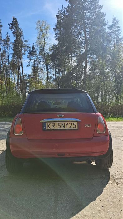 Samochód Mini one
