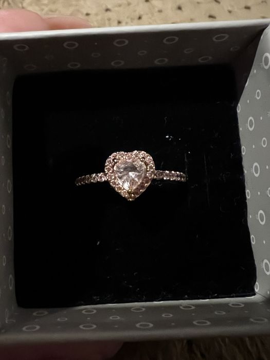 Pierścionek PANDORA serce rose gold 56 promise ring