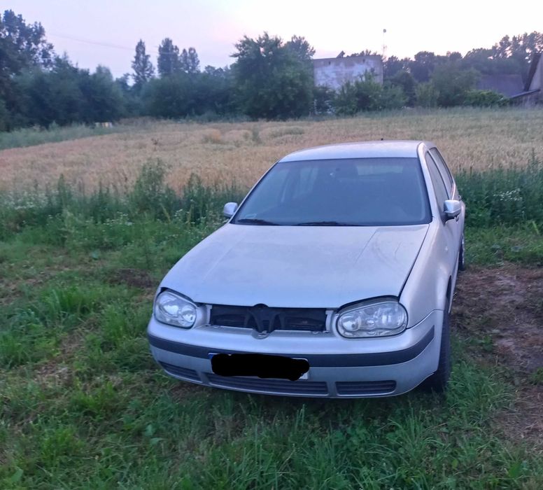Golf4 na części.