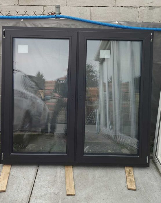 Okno Schuco, nowe plastikowe czarne 1610x1470 Schüco okna