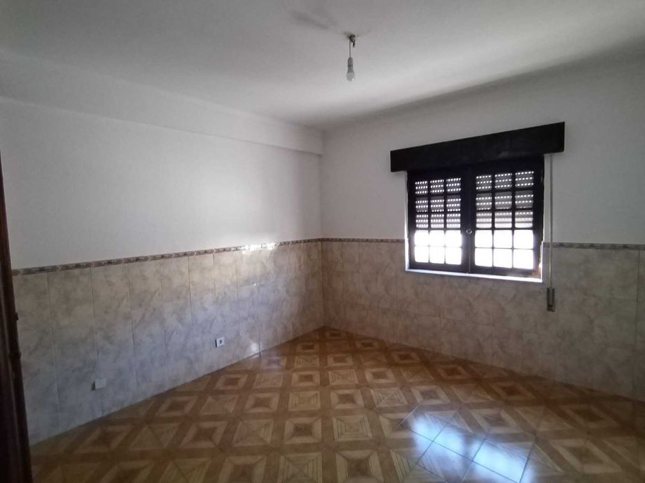 Arrenda-se T2 em Pontével