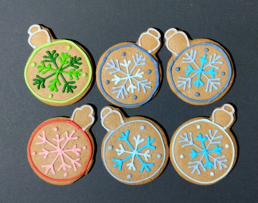 Pierniczki świąteczne pierniki lukrowane lukier piernik Mikołaj łoś