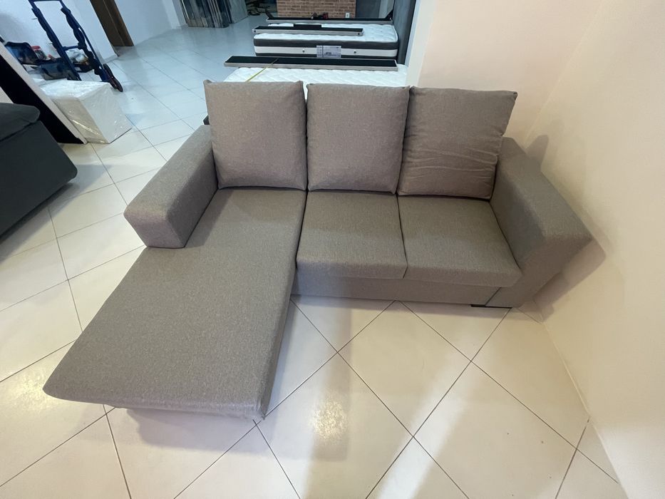 Sofá chaise long  reversível NOVO 190/140