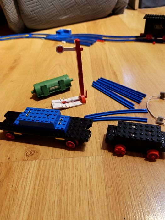 Pociąg LEGO vintage 180