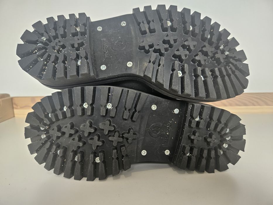 Altercore 351 vegan black, glany, czarne martensy