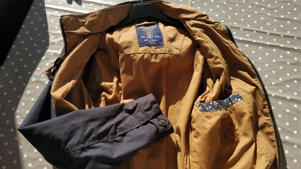 Casaco Springfield com Capucho - S