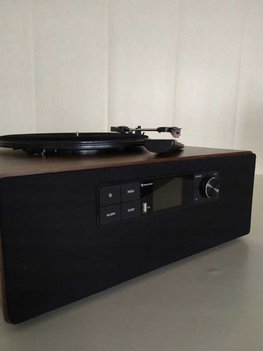 Gramofon Connect Vinyl Cube z radiem internetowym DAB BT