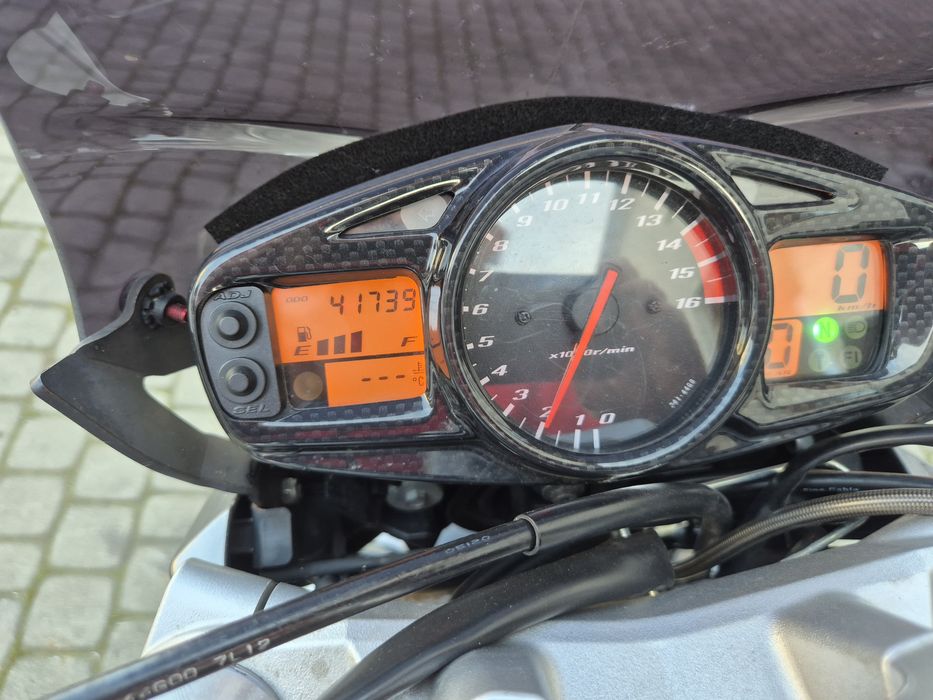 Sprzedam SUZUKI GSR 600