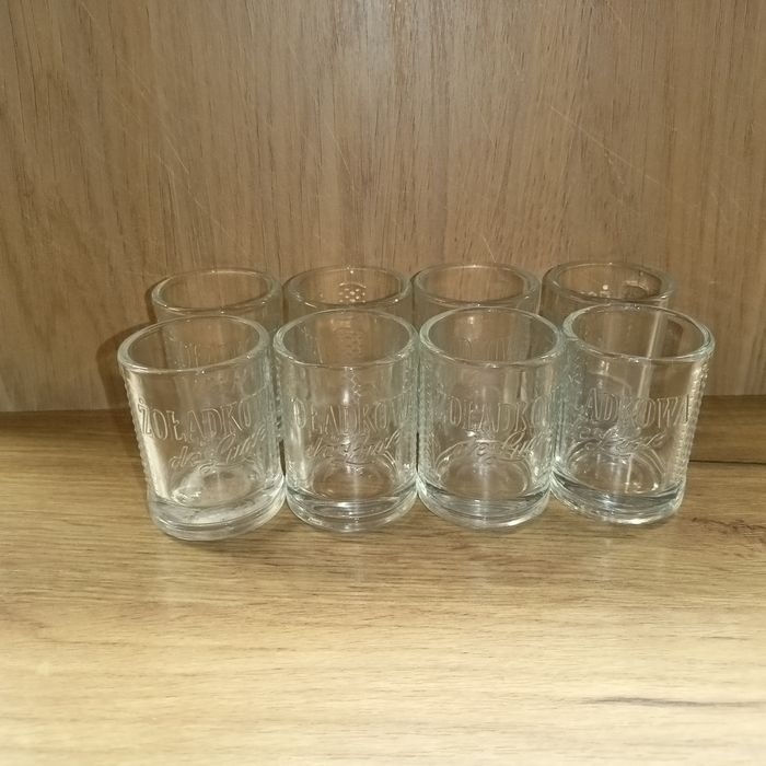 Kieliszki do alkoholu kieliszki 40 ml do wódki 8 szt żołądkowa deLuxe