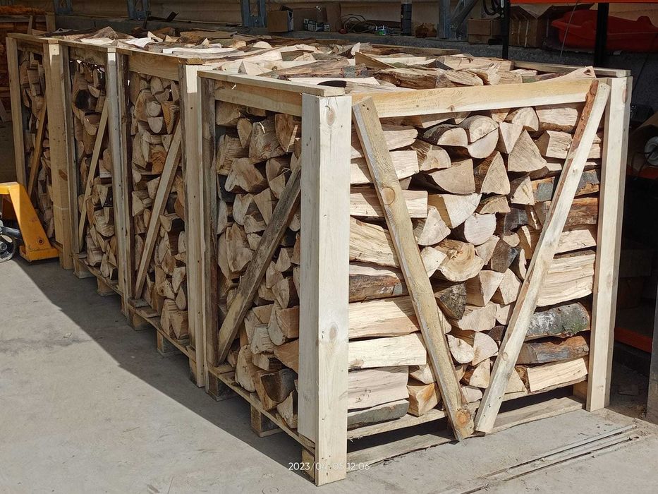 drewno kominkowe opałowe buk dąb brzoza grab sosna