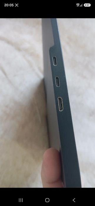 Monitor przenosny  16 "