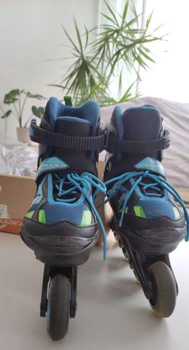 Rolki Rollerblade Thunder 4 rozmiara 33-38 21-24 cm