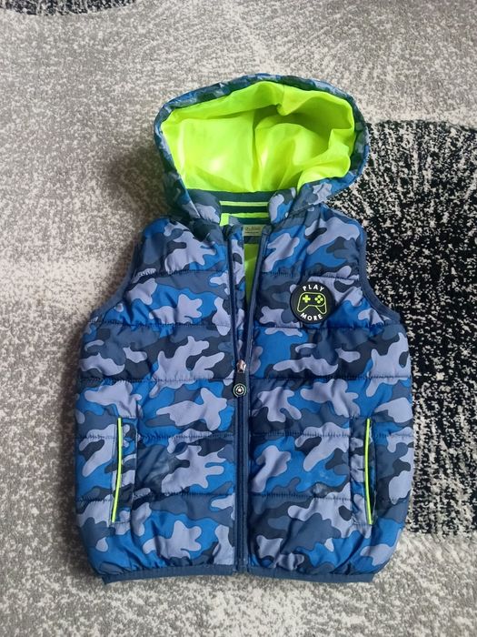 Продам одяг на хлопчика 98-110р