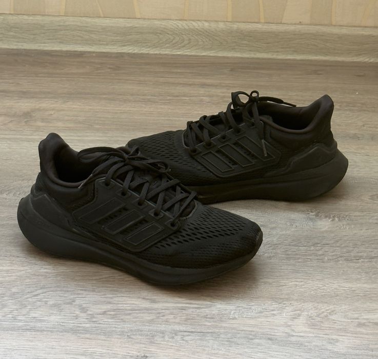 Кросівки Adidas EQ21 Run