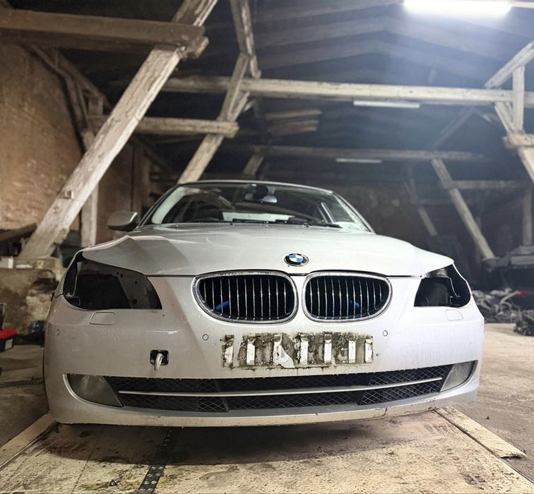 Авторозборка BMW E60 M47n2 2.0 Дизель 354 Titan Silver Розборка Е60