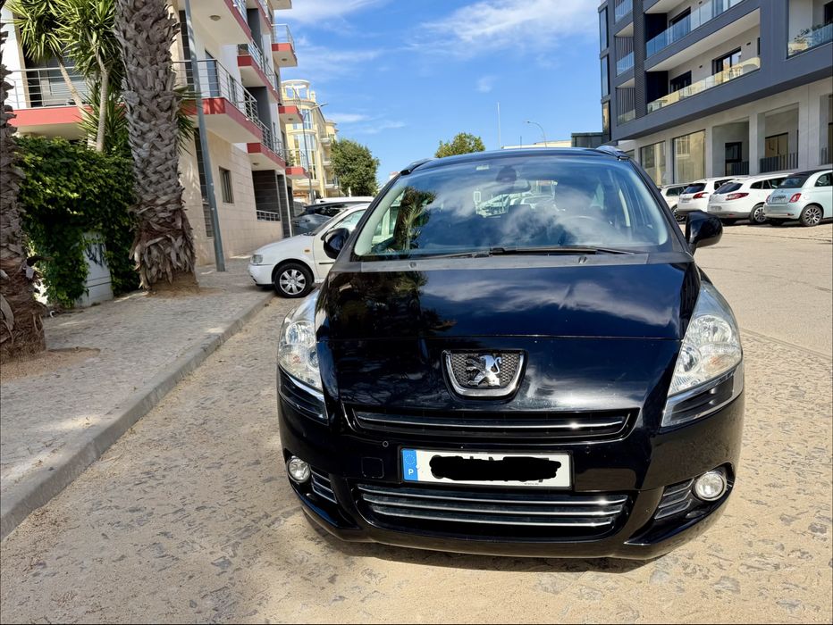 Peugeot 5008 — fotografia 4