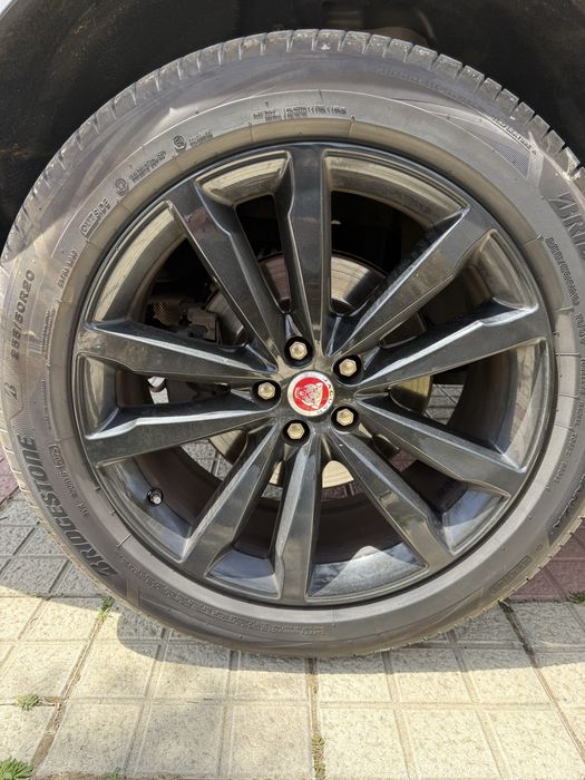 Jaguar F PACE 2.0 i4D 240cv