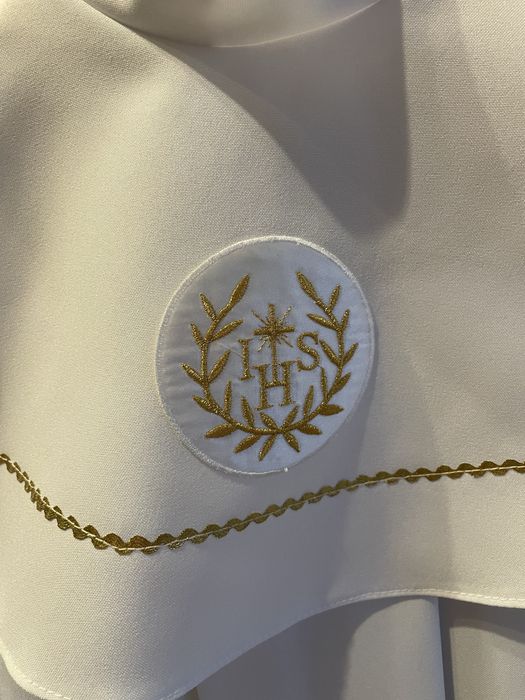 Alba komunijna chłopiec