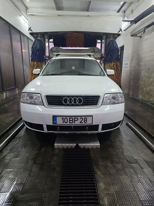 Audi A6 (Quattro C5 4B) — photo 4