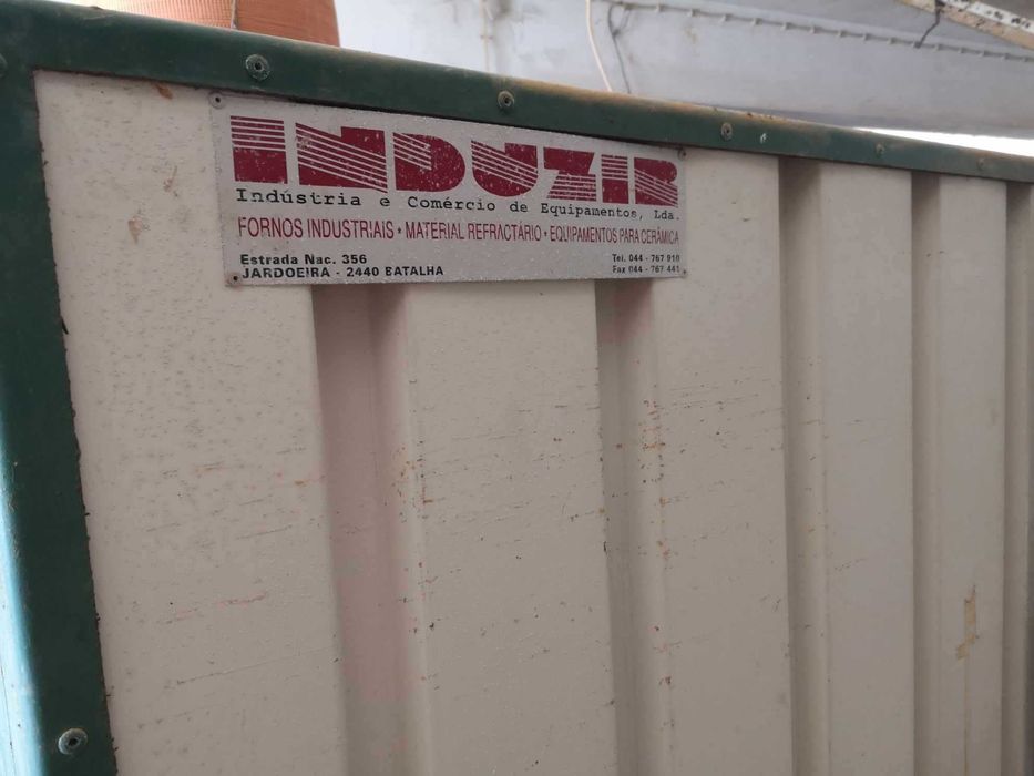 Forno industrial de cerâmica