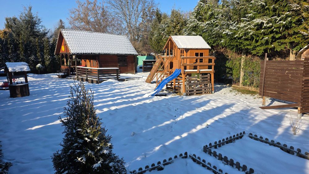 Słoneczna działka z DUŻYM TARASEM przy Ogrodzie Botanicznym! ROD 450m2