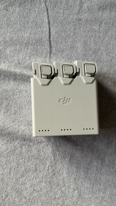 Dron DJI Mini 3 PRO-Fly Combo z kontrolerem DJI RC