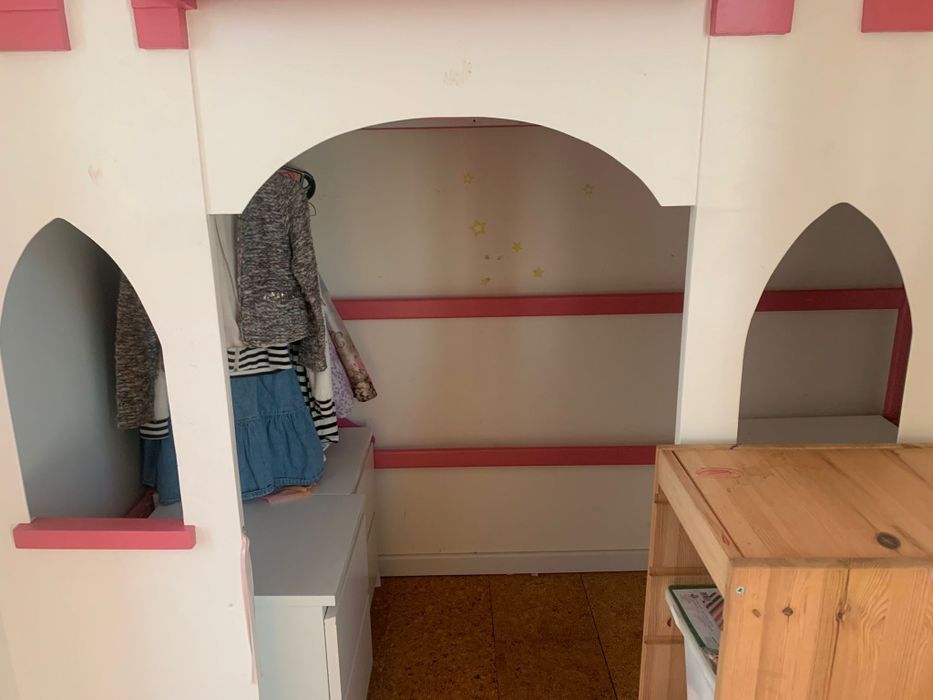 Cama castelo infantil