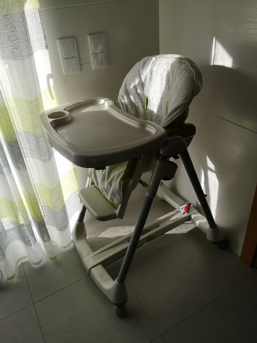 Cadeira de refeição bebé