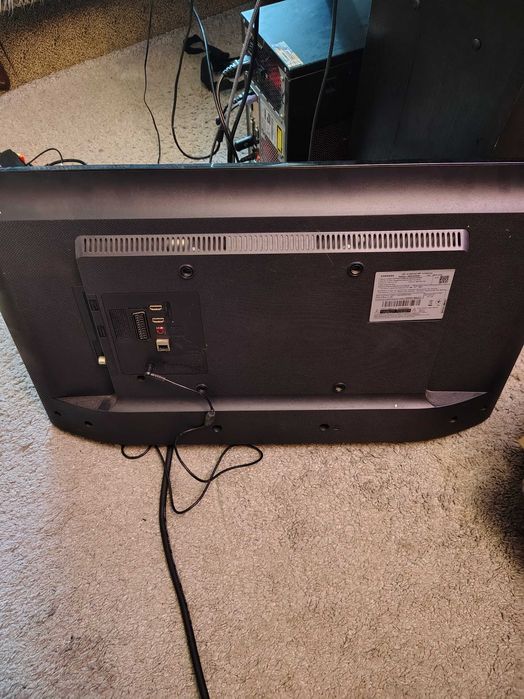 Телевізор Samsung UE32J5200AK бита матриця