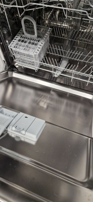 Máquina de lavar loiça, Indesit, como nova