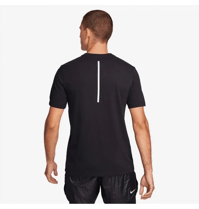 Футболка нова,  Nike Dri-Fit Run Division XL