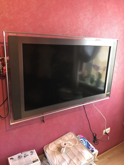Телевізор 40" Sony Bravia KDL-40X3500 Full HD (працює, з пультом та підставкою)
