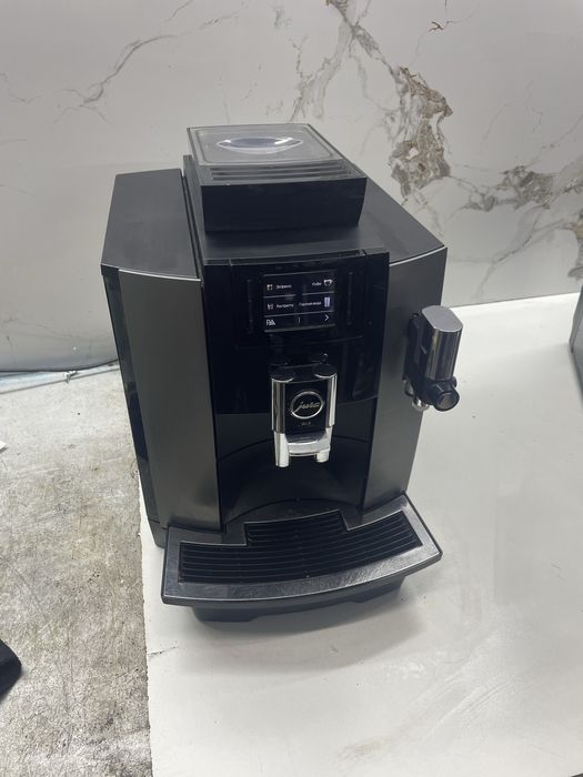 Кавомашина Jura We8