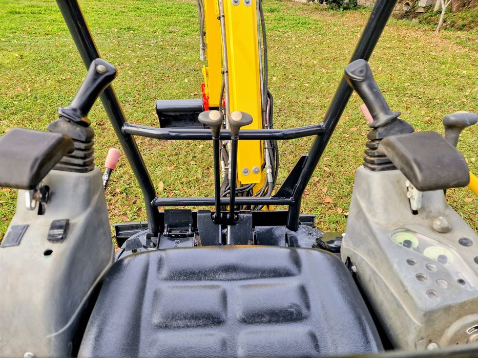 Mini escavadora yanmar 1.7 tn