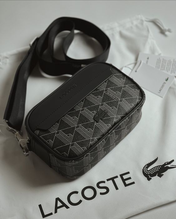 Bolsa Lacoste Preta no Saco